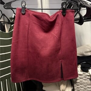 Windsor burgundy Women's Skirt